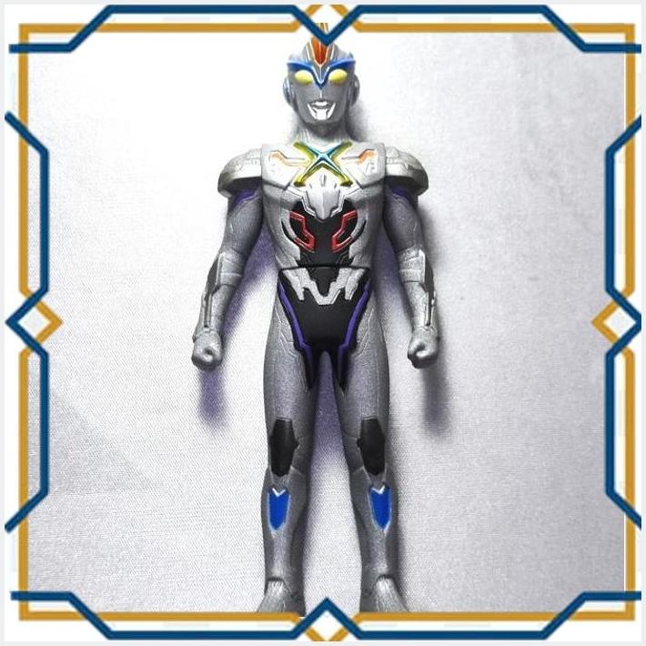 [FBK] ULTRAMAN EXCEED X BETA SPARK ARMOR ULTRA HERO X 08 FIGURE 14 CM BANDAI