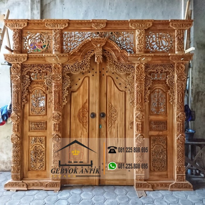 

Gaya Gebyok Kaligrafi