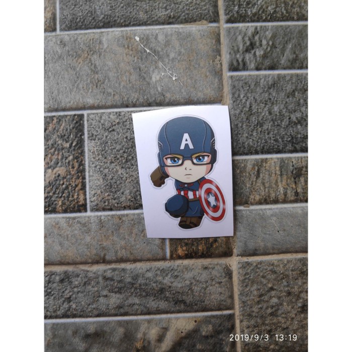 

Terlaris - Stiker Vinyl Captain America Avenger Chibi HP Motor Helm Laptop Buku
