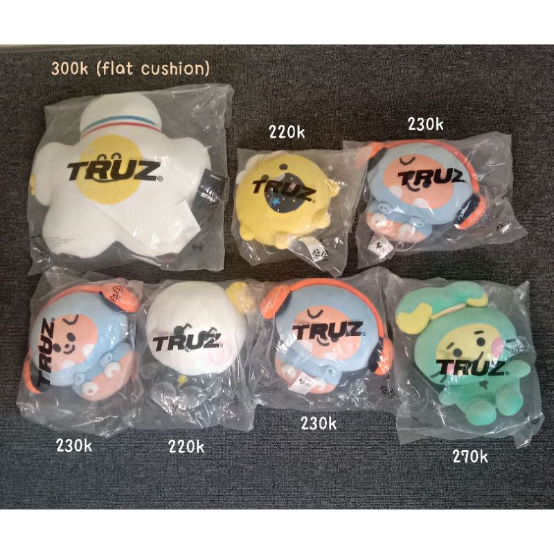 Ready Stock - Treasure Truz Official Narahome Sitting Doll Flat Cushion Romy Yochi Matetsu Yedee Pod