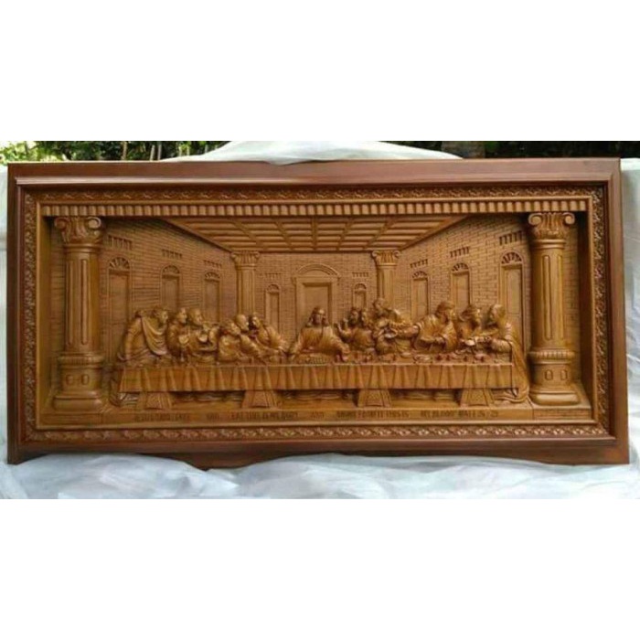 patung perjamuan kudus / ukiran kayu yesus kristus