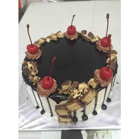 

Terlaris Kue Tart Siram / Kue Tart Murah / Kue Ulang Tahun / Black Forest / Pengiriman Cepat