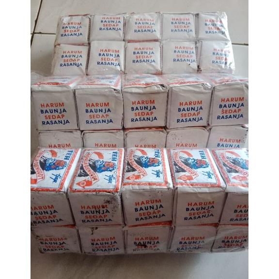 

New TEH SOLO | TEH JENGGOT | TEH KEPALA DJENGGOT | ENAK WANGI HARUM NYAMAN