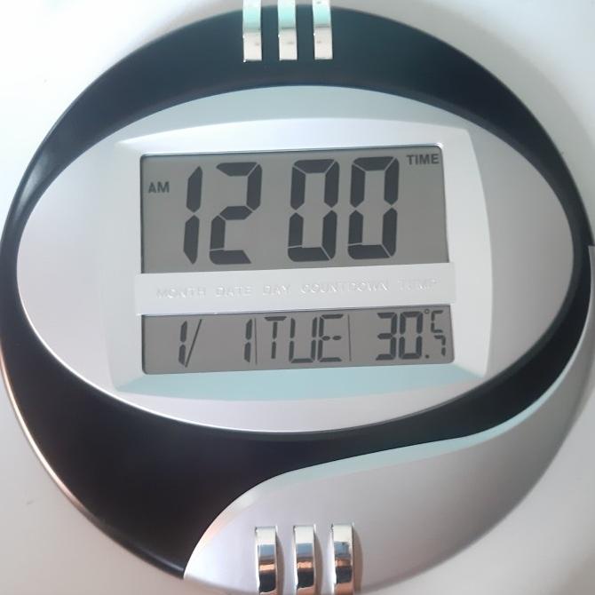 Jam Dinding Digital Jumbo 3885