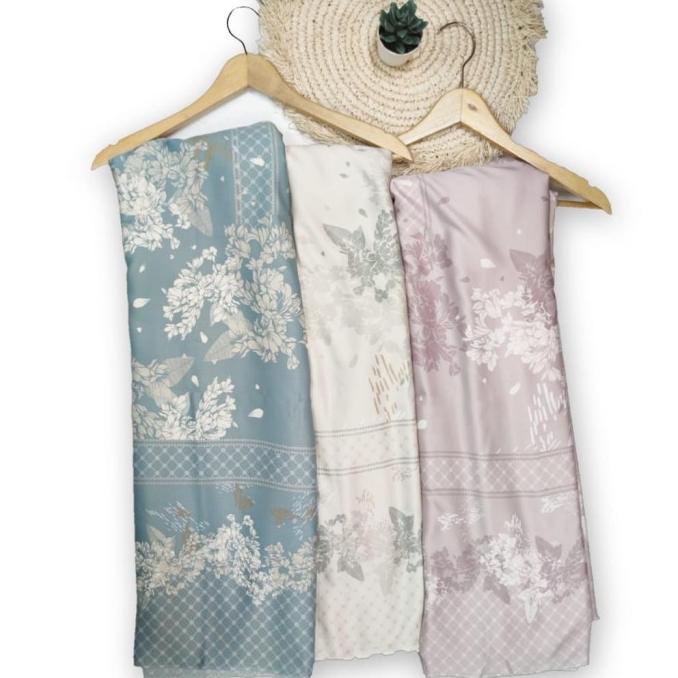 mukena armani silk motif