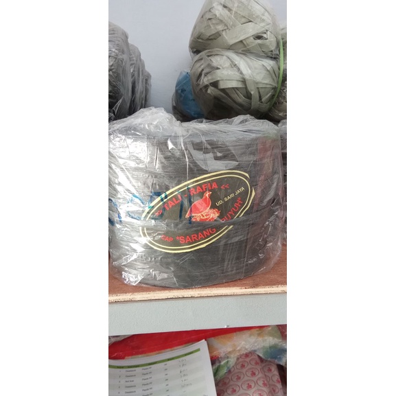 

Rafia 0,5 kg Hitam SP