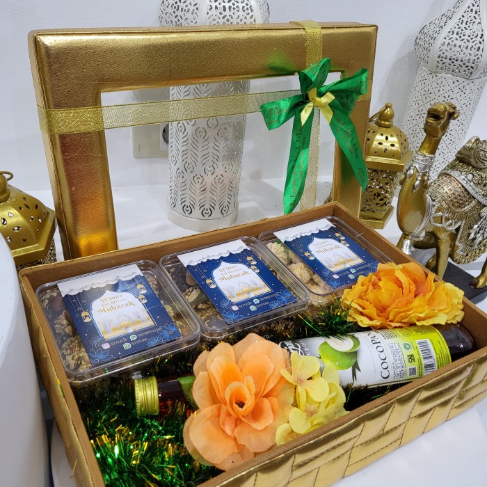 

Paket box hampers lebaran kue kering toples murah 6