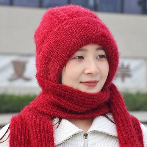 Topi Kupluk Syal Wanita Musim Dingin Bisa Jadi Hijab