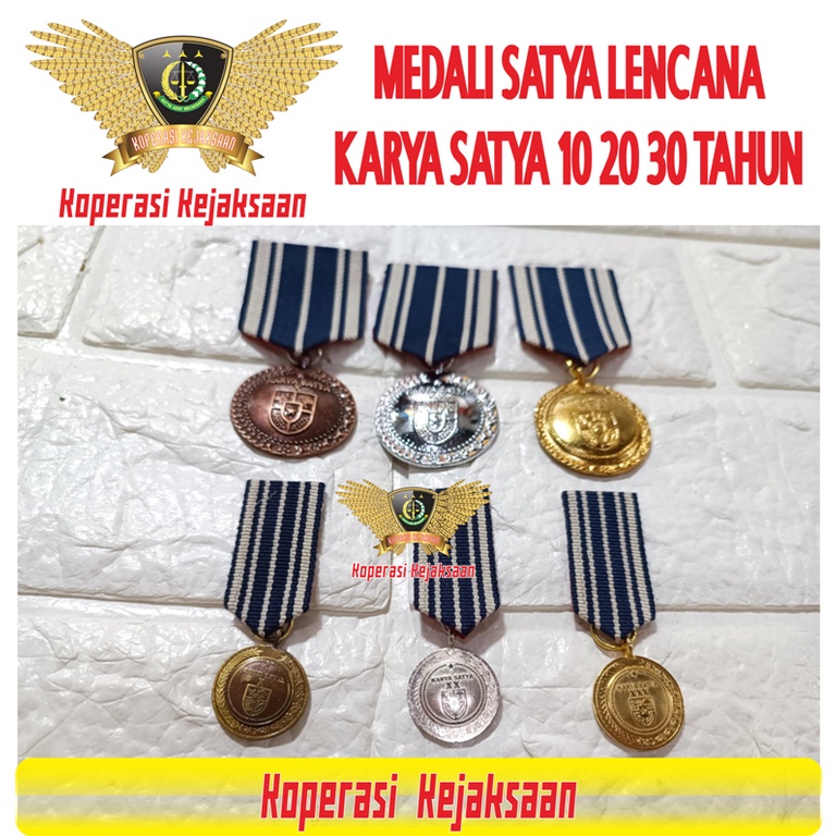 Medali Satya Lencana Pdu Karya Satya Asn 10 20 30 Tahun Ukuran Besar &amp; Kecil