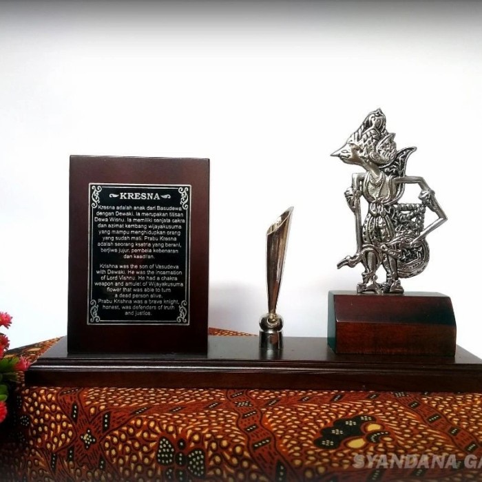 

[COD] Tempat Kartunama Dan Bolpoin Wayang Terbatas