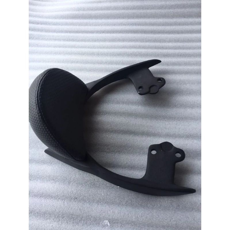 behel sandaran belakang motor scoopy