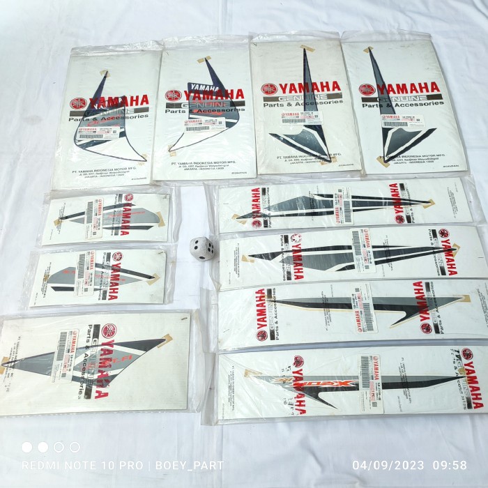 ✅Sale Striping Sticker Yamaha Xeon Rc Fi Injection Biru Putih 2003 Original Berkualitas