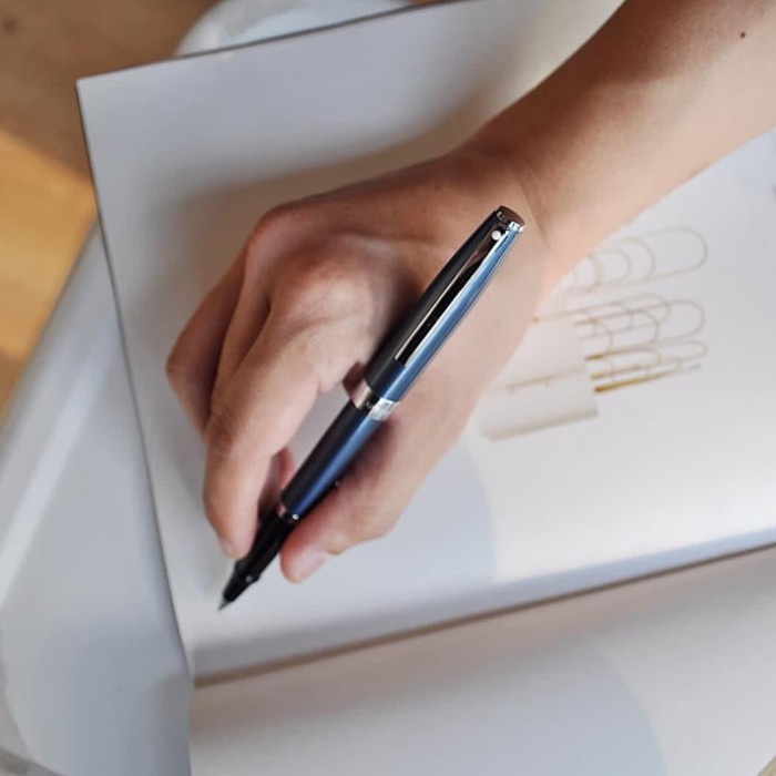 

✨Sale Sheaffer® Sagaris 9478 Rollerball Metalic Blue Limited
