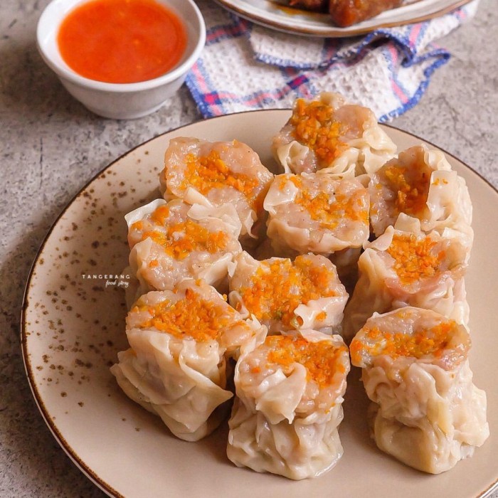 

Siomay Babi Sate Babi 57 Saus Merah Beku Vakum isi 10 pcs