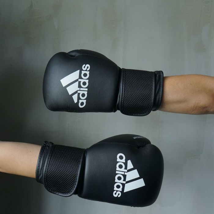 adidas hybrid 25 boxing glove