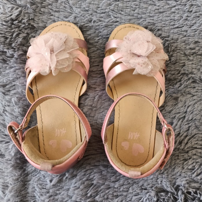 Sepatu sandal online h&m