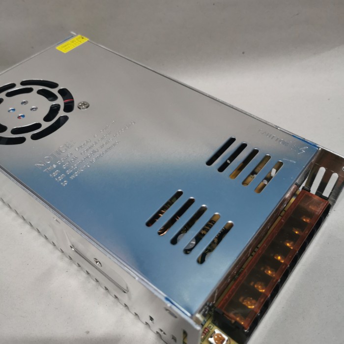 Guid Adaptor 12 Volt 30 Ampere Klop Pakai Kipas Plus Fan