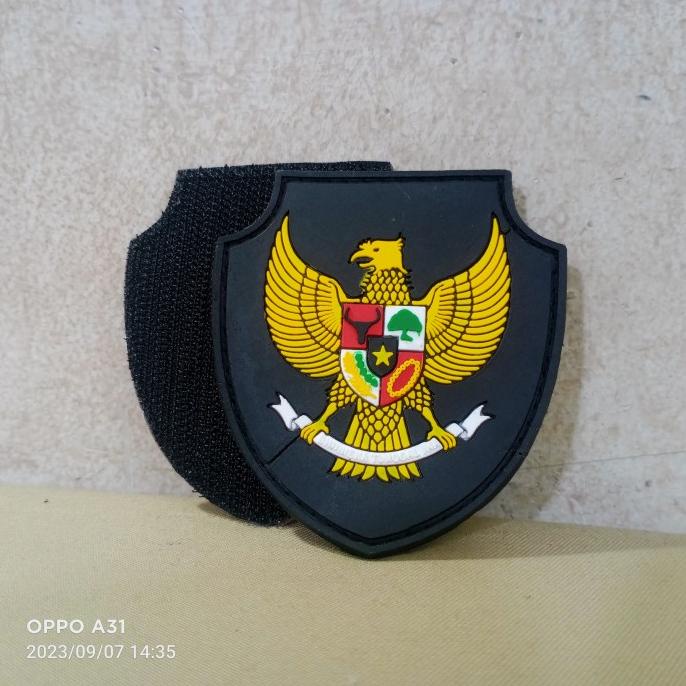 

*#*#*#] patch rubber pvc garuda perisai / hitam