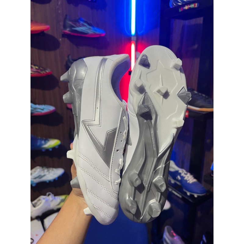 [SPORTY COLLECTION] Sepatu Bola sevspo Maestro Syn Leather Original