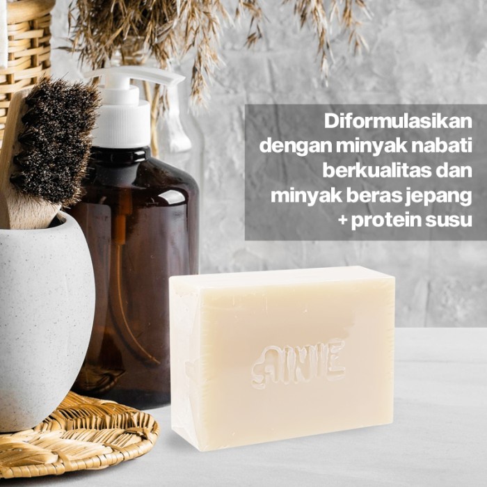 

Ainie Sabun Mandi Susu 135 Soap Hol