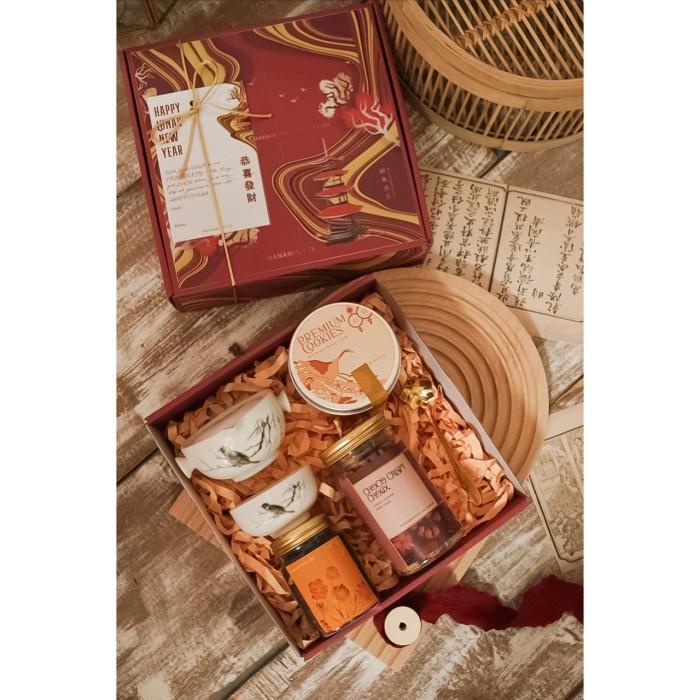 

YANTAI- hampers imlek/paket sincia/parcel lunar new year/ hampers tea Best Seller