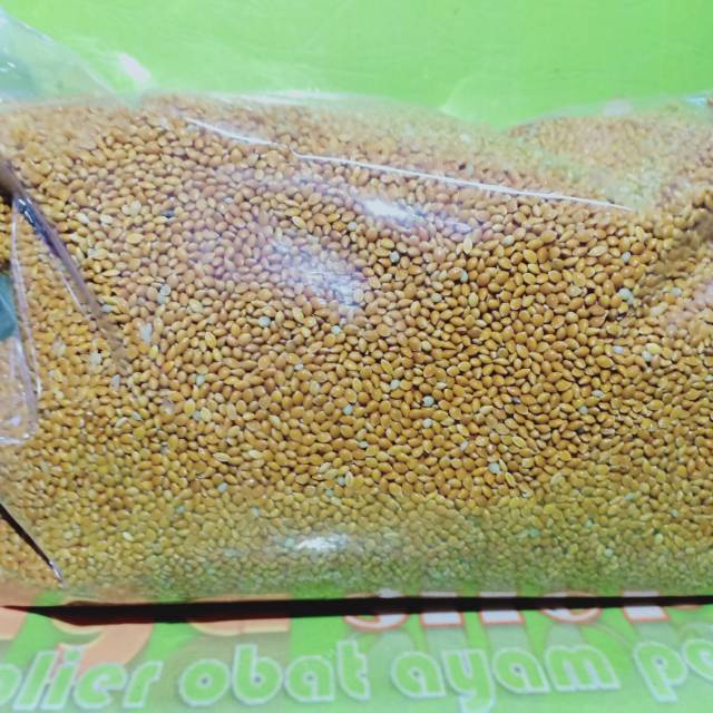 tiga kilo milet merah pakan burung lovebird makanan kenari perkutut nuri merpati
