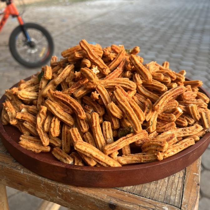 

TERBARU SEBLAK CEKER PEDAS DAUN JERUK 1 KG !!!!!