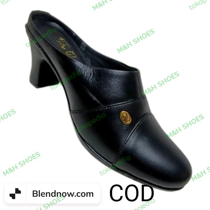 Sepatu Sandal Wanita Bustong Sandal Kulit Asli Hitam Hak 5Cm