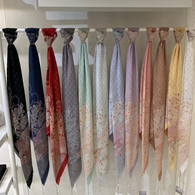 Buttonscarves Jubilation Series