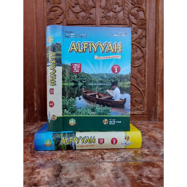 

TERJEMAH ALFIYAH UKURAN BESAR (Jus 1 dan Jus 2)