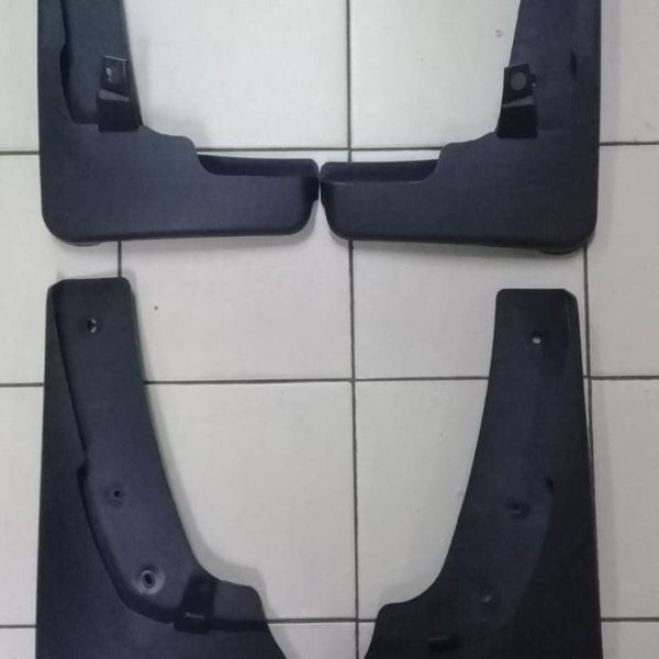Mudguard Mud Guard Karpet Lumpur Ban Nissan Xtrail T31 Oem