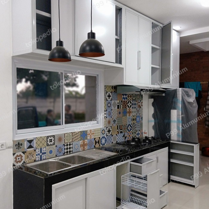KITCHEN SET ALUMINIUM