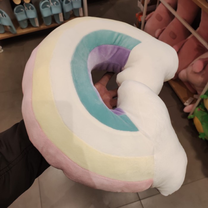 Promo Bantal Leher Bentuk Pelangi - Miniso Summer Rainbow Series Plus Pillow Ori