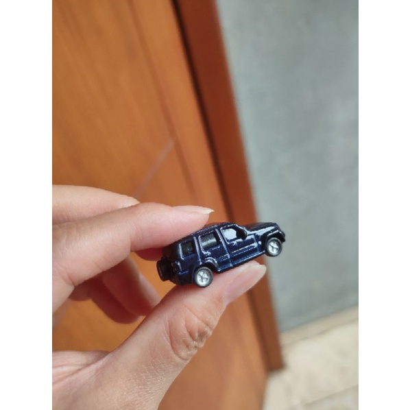 SUNTORY BOSS JEEP CHEROKEE midnight blue