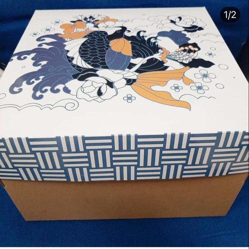 

5 pcs dus kue box cake kardus motif blue koi size 30 x 30 x 16 cm
