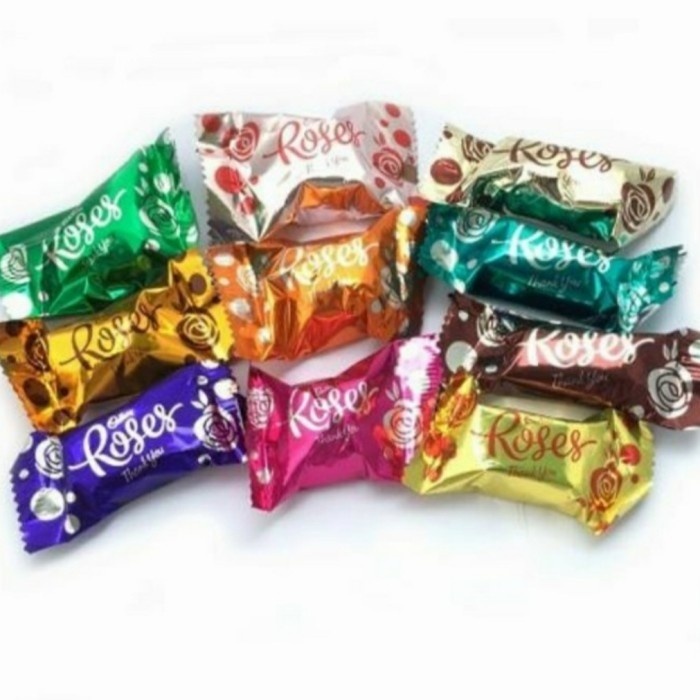 

SIAP KIRIM Cadbury Roses Gift Box 450g Chocolate Mix Assorted Cokelat Valentine madalinsecollect