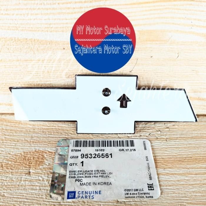 Emblem Chevrolet Belakang Chevrolet Captiva Fl