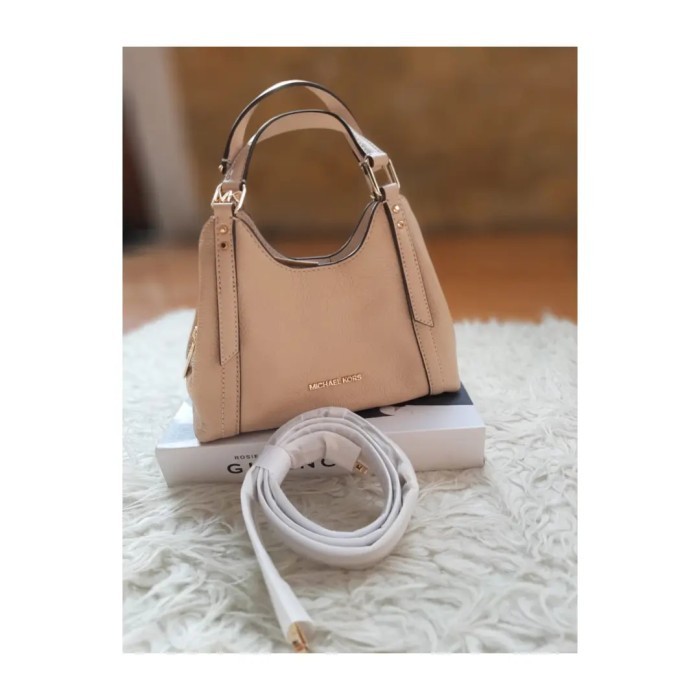 ✅New Mk Arlo Leather Small Triple Compartment Crossbody Buff Diskon