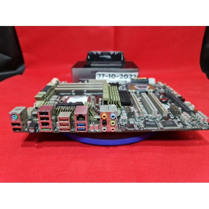 MOBO ASUS SABERTOOTH X58 LGA 1366 DDR3