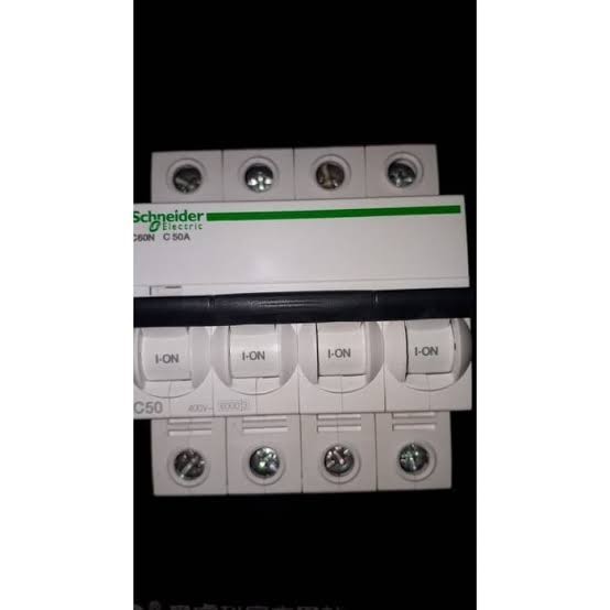 [New Ori] Mcb Schneider Ic60N 4 Phase 50 A Terbaru