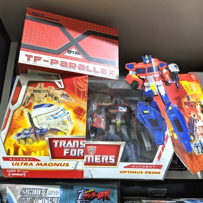 [Ori] Classics Optimus Prime  Tfx-01R Powered Commander Tfcon Limited 500 Limited