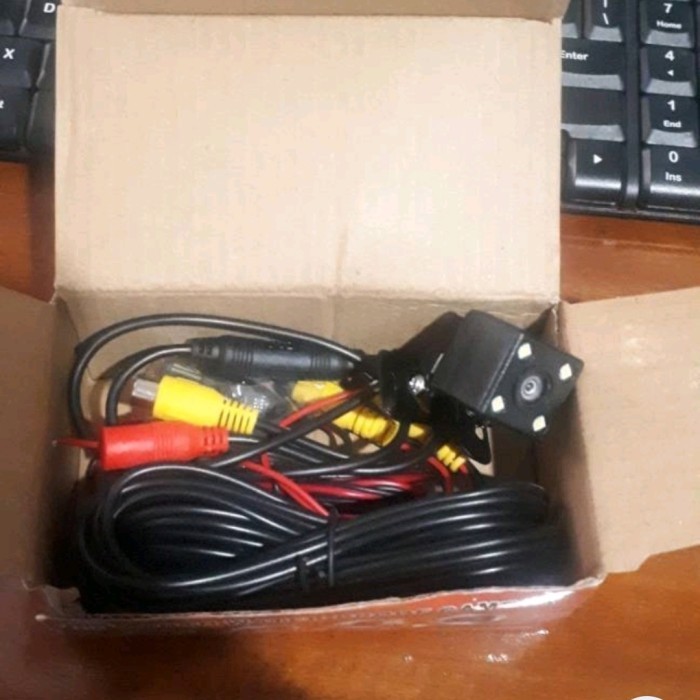 hm02 KAMERA MUNDUR HD MOBIL / KAMERA PARKIR MUNDUR UNIVERSAL - kamera + kabel