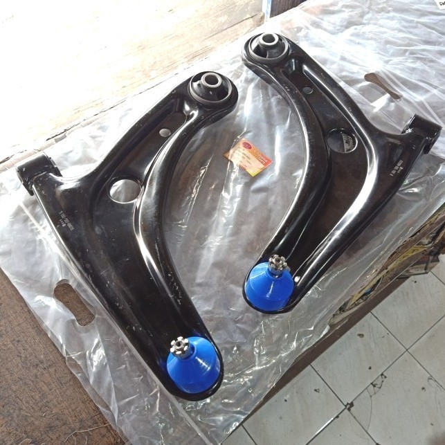 Lower Arm Depan Kanan Kiri Jazz GD3 City GD8 2003-2008