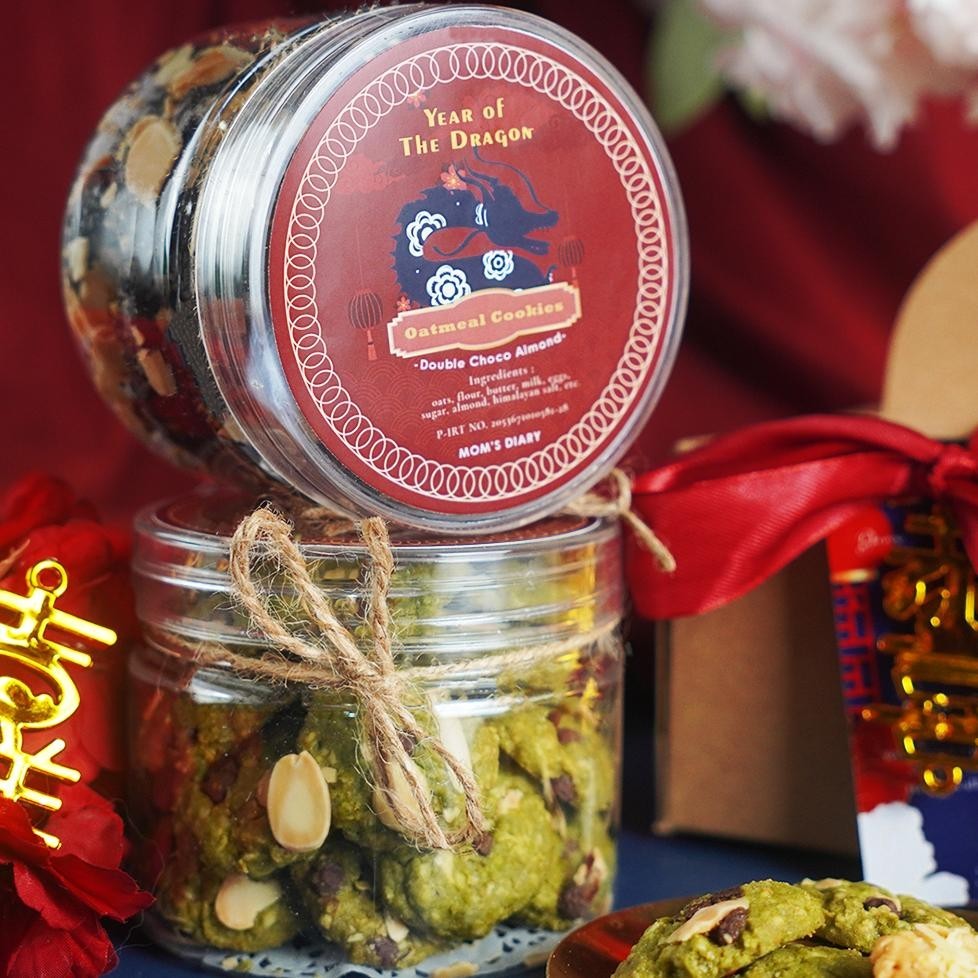 

TRE Hampers Imlek / CNY Hampers - Special Oatmeal Cookies (2 Jars) TERLARIS
