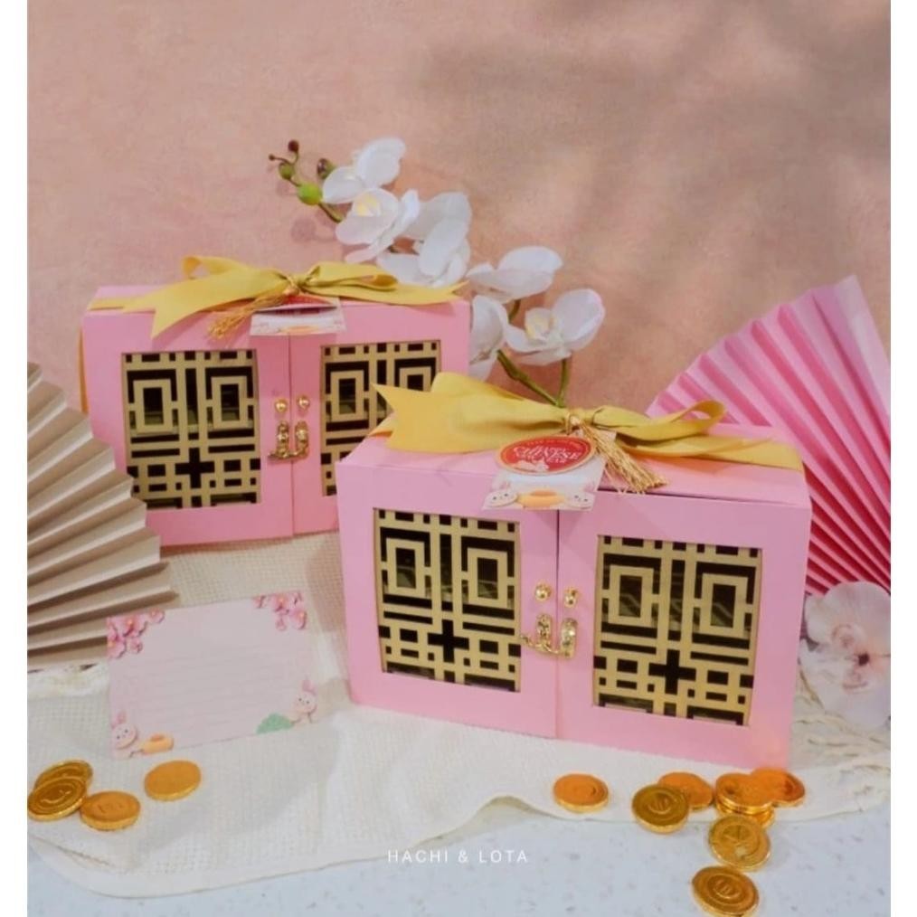 

TRE LUNAR Hachi & Lota | Hampers Imlek, Parcel Kue Kering, Hampers Sincia Tahun Baru 2023, Chinese New Year Hampers CNY READY STOCK Siap Kirim TERLARIS