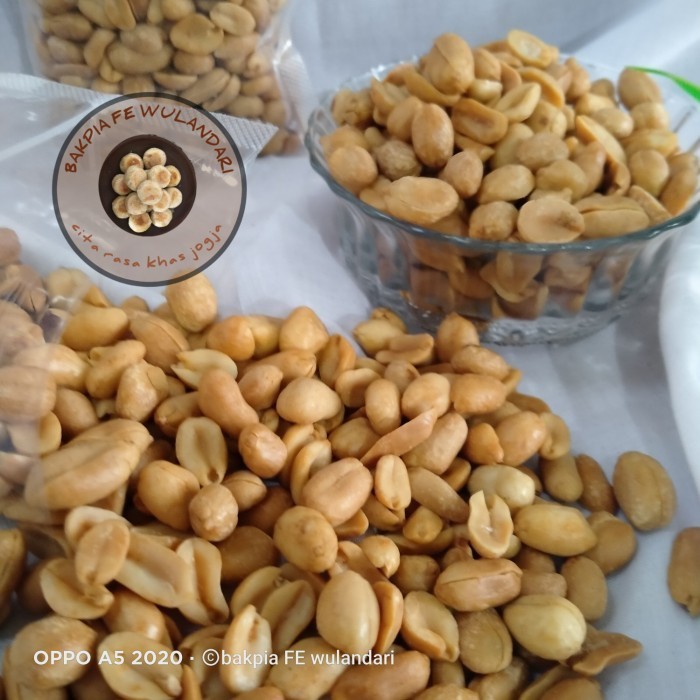 

RWS - KACANG BAWANG SUPER 250 GRAM CAMILAN MURAH SNACK KILOAN TERLARIS - Snack Jogja