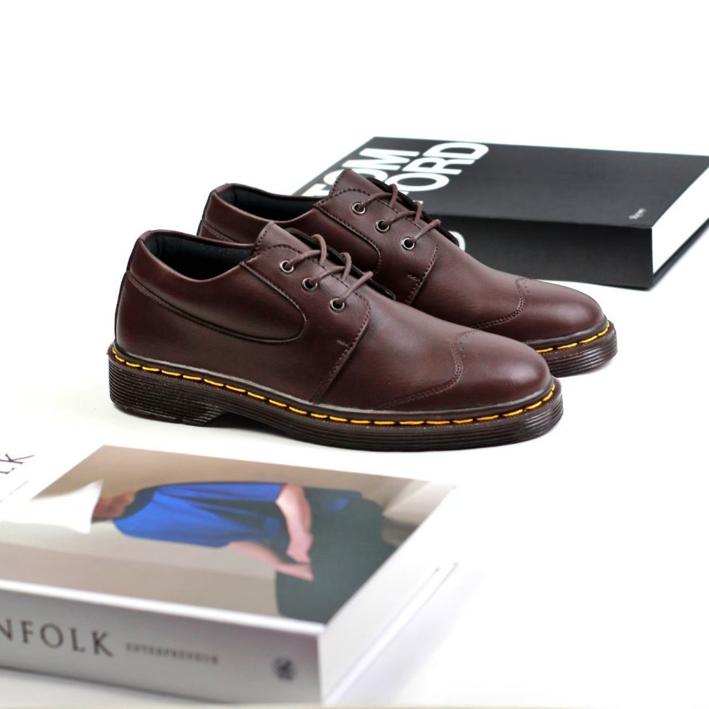 Sepatu Docmart Pria Sepatu Formal Pria Casual Kerja Kantoran Nikahan Sepatu Pantofel Pria Formal
