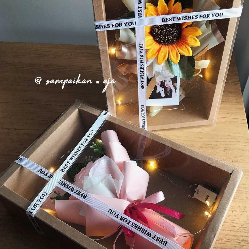 

COD Gift Flower Box/ Premium Gift Mini Flower Bouquet | Kado Wisuda, Kado Ulang Tahun, Hadiah Anniversary Premium