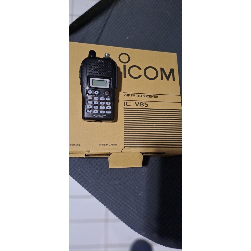 HT ICOM IC-V85 MURAH VHF BARU UPGRADE DARI ICOM V80 ICOM V85 BAGUS 7 W