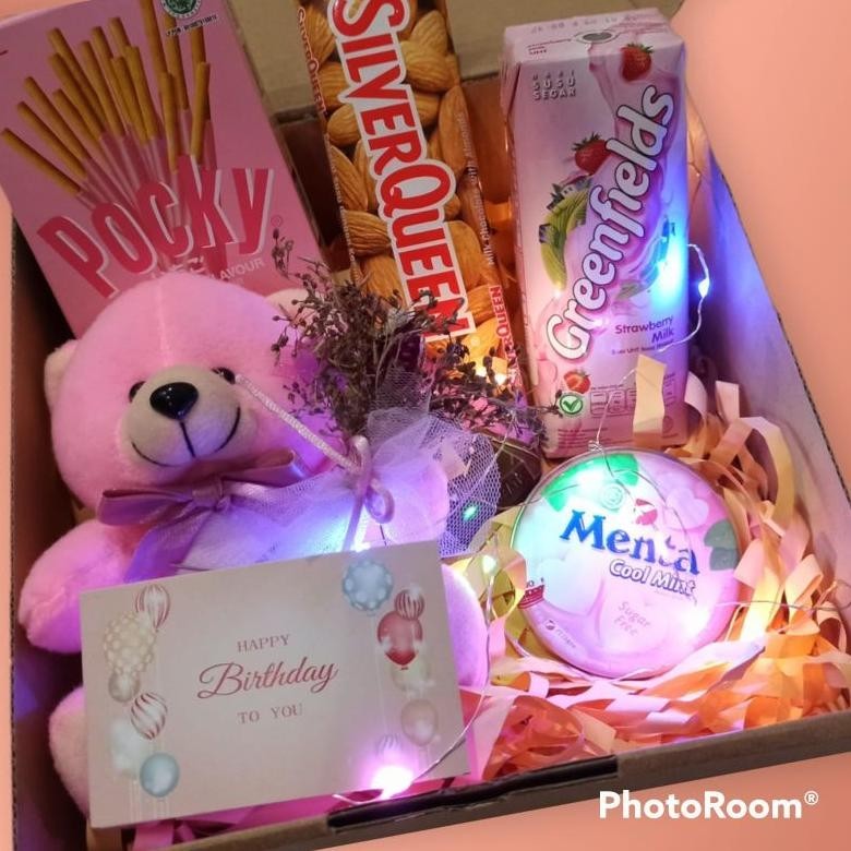 Promo Akhir Tahun Kado Ulang Tahun Hampers Snack Birthday Anniversary Wisuda Gift Box Toples Boneka 